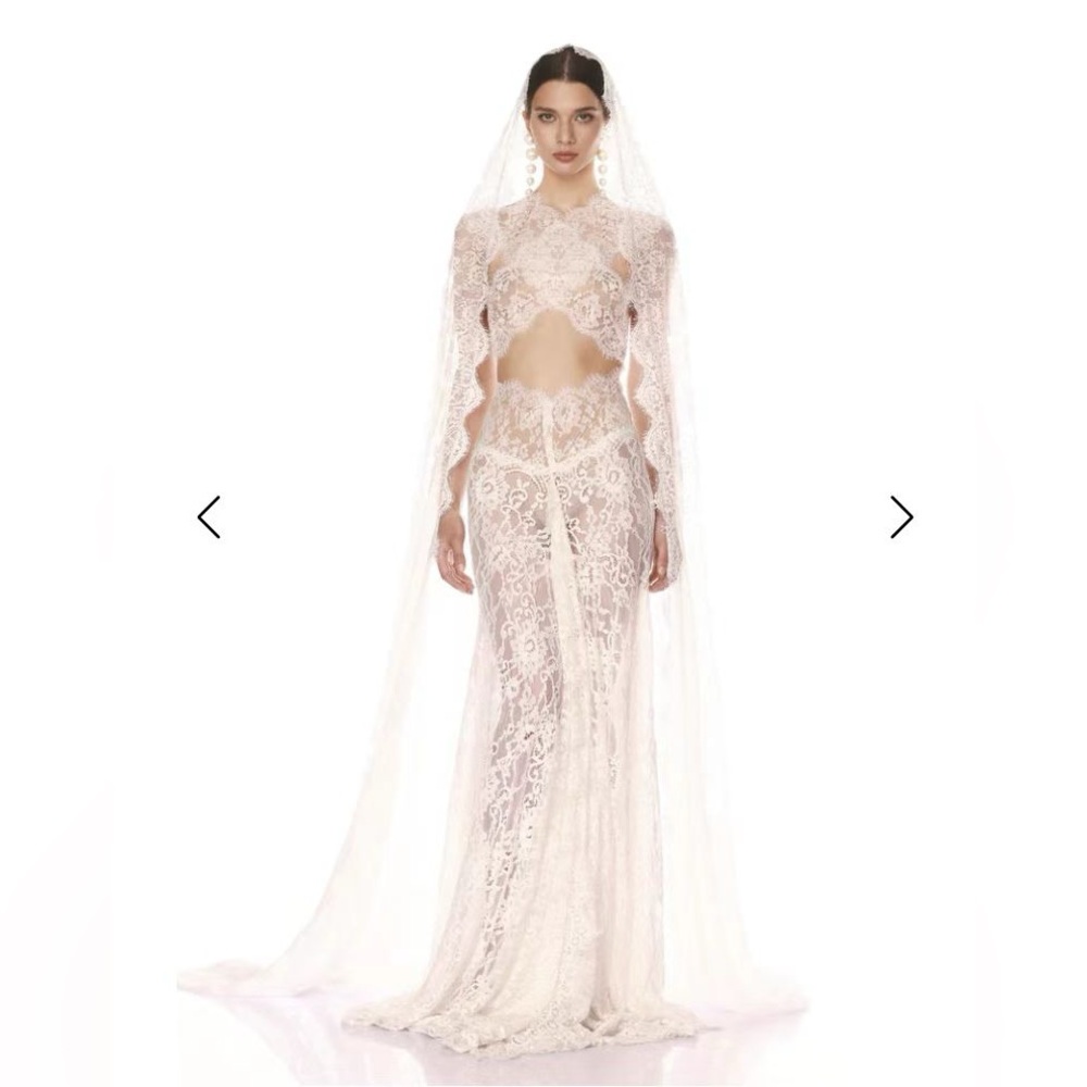 Bronx & Banco NAIA White Lace Bridal Sheer Gown L NWOT